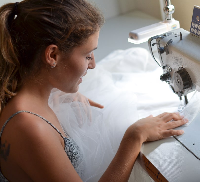 Wedding dress seamstress. Seamstress in Girona.