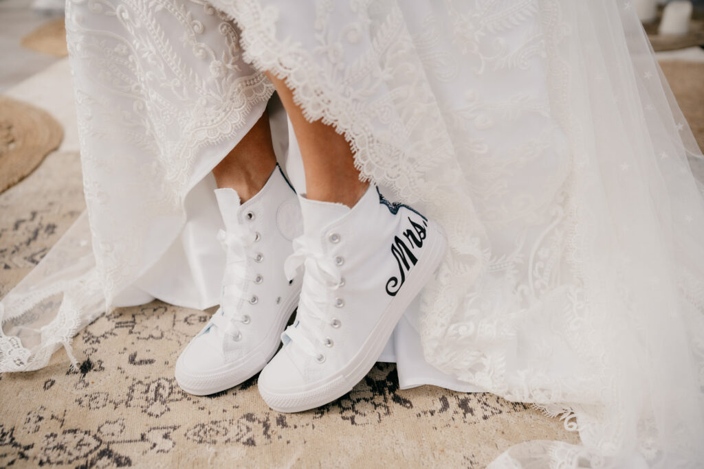 sabates de núvia girona, vestits de núvia a mida girona